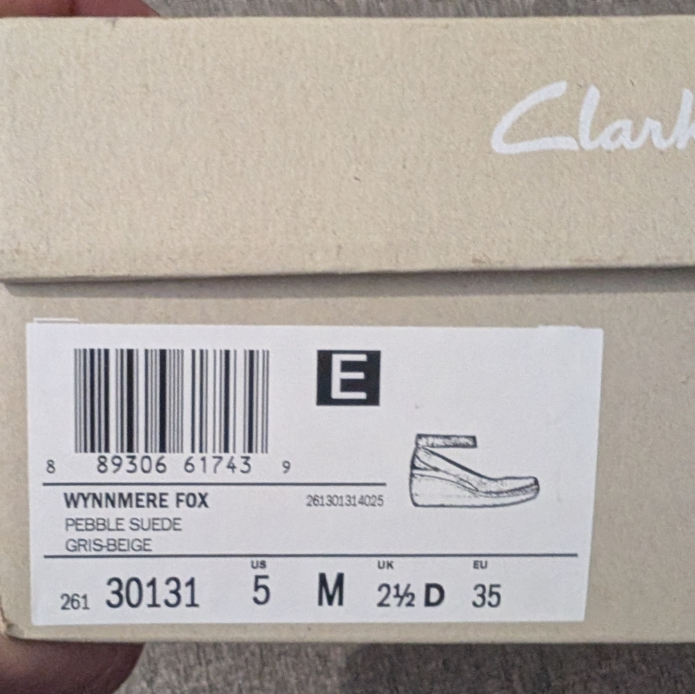 Clarks Women's Taupe Wedge Shoes - Picture 8 of 8